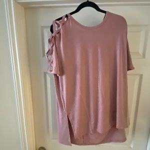 Brand new - Cross weave sleeve top.